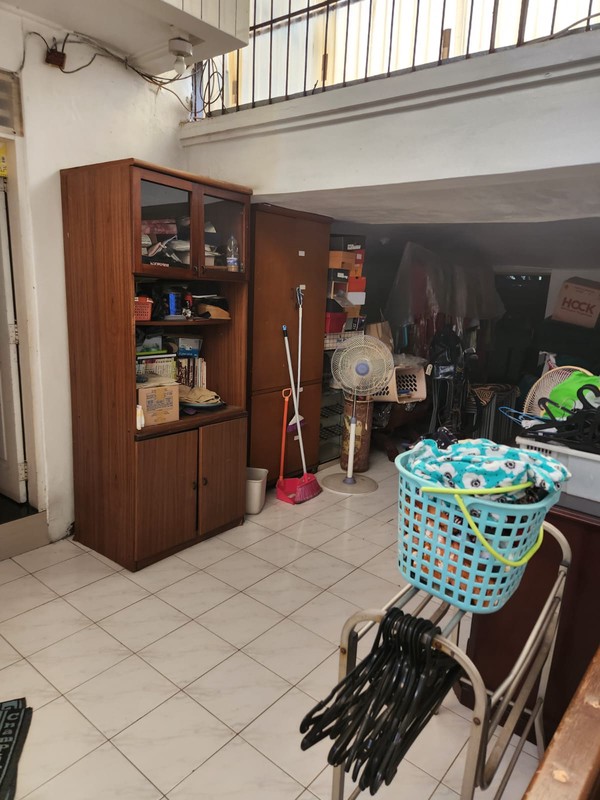 Rumah Hook 3 Lantai di Kelapa Gading Dekat Tol dan LRT