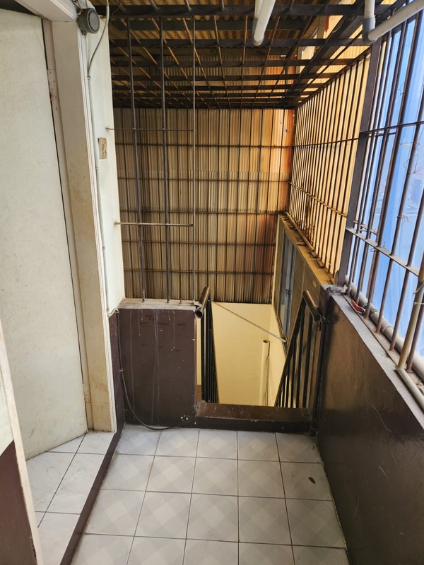 Rumah Hook 3 Lantai di Kelapa Gading Dekat Tol dan LRT