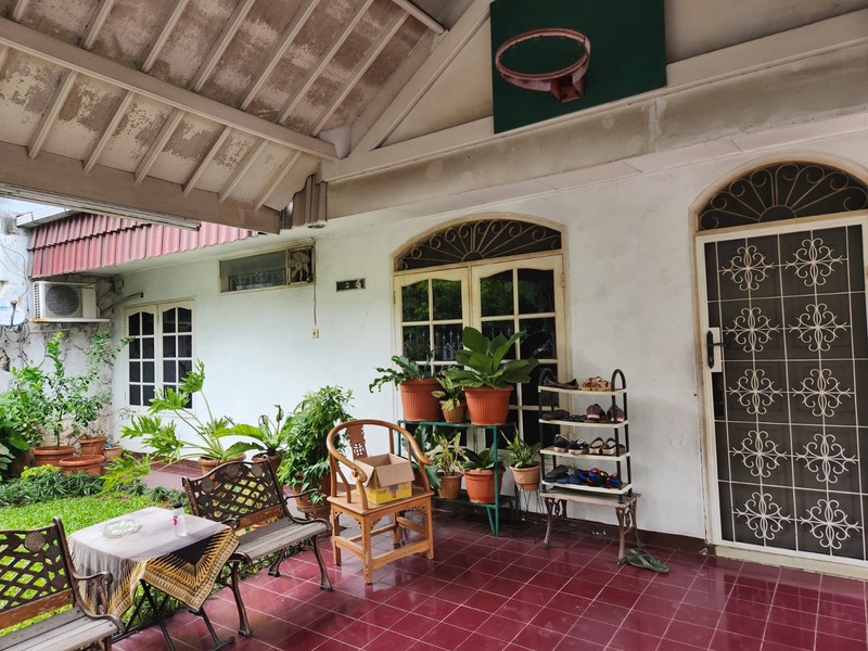 Rumah Hook 3 Lantai di Kelapa Gading Dekat Tol dan LRT