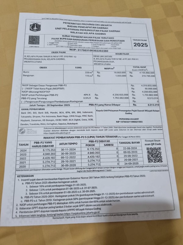 Rumah Hook 3 Lantai di Kelapa Gading Dekat Tol dan LRT