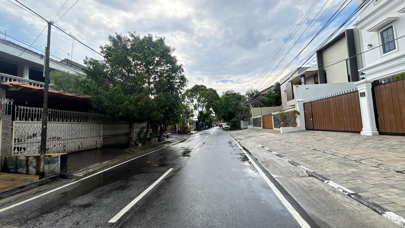 Rumah Akses Jalan Besar Di Area Kayu Putih Jakarta Timur