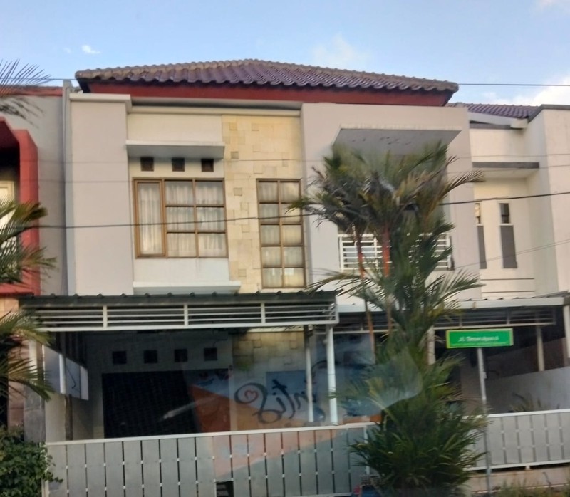 Rumah Bagus Di Perum Jatinegara Baru, Jl Taman Ayun Cakung Jakarta Timur