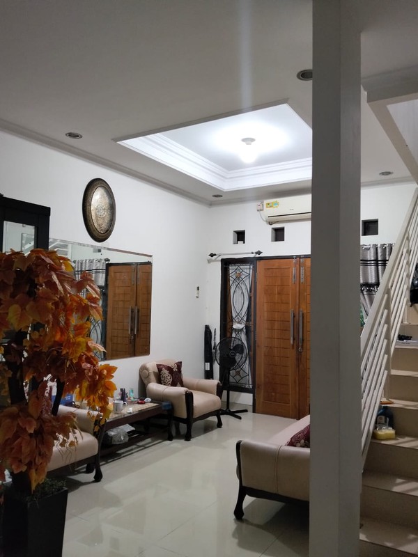 Rumah Bagus Di Perum Jatinegara Baru, Jl Taman Ayun Cakung Jakarta Timur