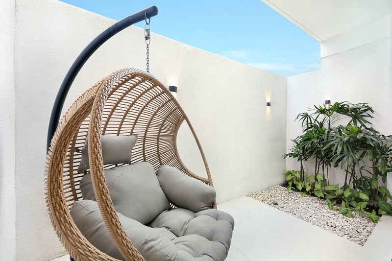 Leasehold - Modern 2-Bed Villa in Canggu Close to Beach - Leasehold 28 Years, Bali