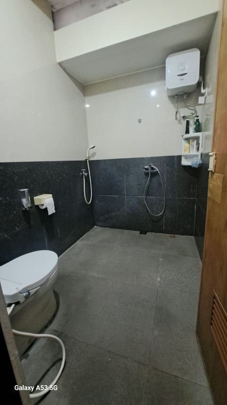 Rumah 2 Lantai dalam Komplek Strategis dekat MRT Fatmawati