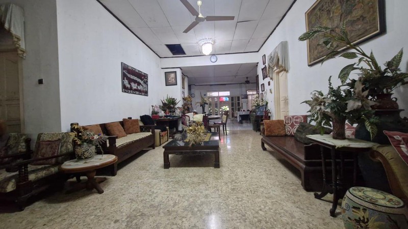 Dijual Rumah Lama Hitung Tanah Lokasi Strategis Di Jl. Laksana, Kebayoran Baru, Jakarta Selatan