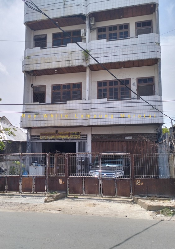 Dijual Ruko 3 Lantai di Teluk Betung selatan