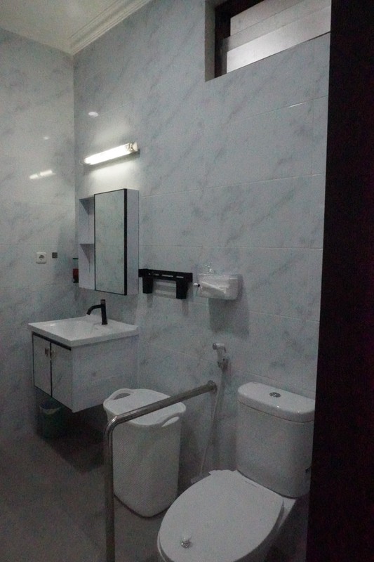 Rumah Bagus, Nyaman dan Asri dalam Cluster di Parung Panjang