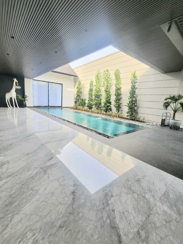 BRAND NEW LUXURIOUS HOUSE AT PONDOK INDAH