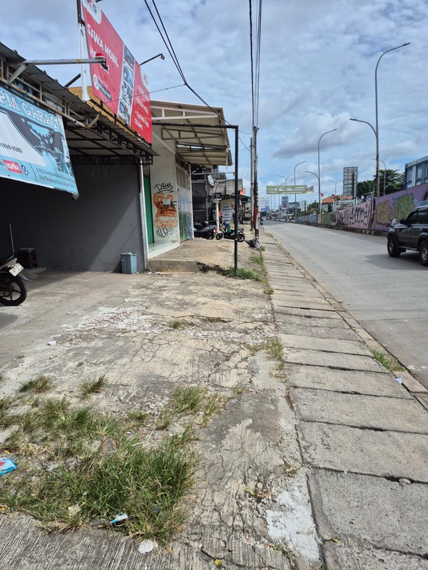 Tanah Luas 3.000 M2 di Pinggir Jalan Utama Pondok Cabe