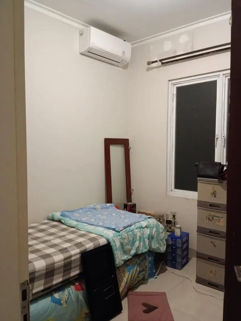 Termurah. Rumah Modern cluster Trimezia, Gading Serpong