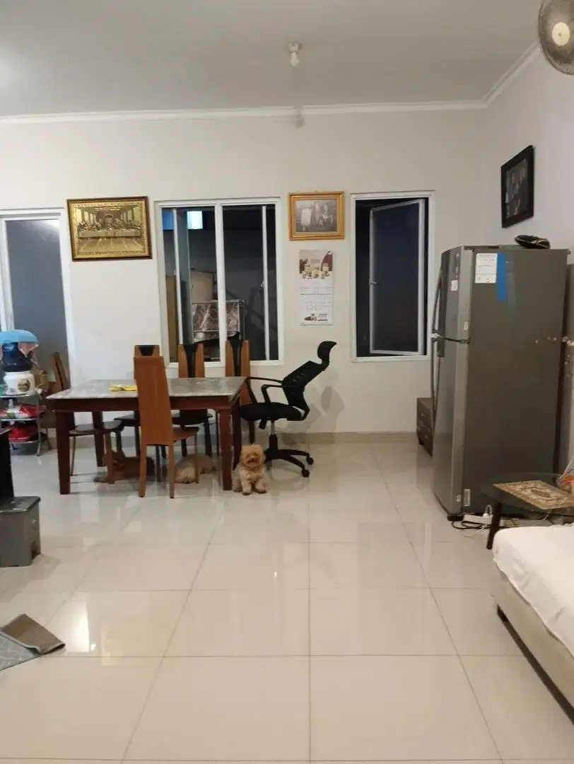 Termurah. Rumah Modern cluster Trimezia, Gading Serpong