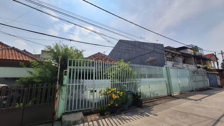 Butuh Cepat! Jarang ada Rumah Lama Strategis di Jelambar - Tanah 420m2, Cocok untuk Hunian Mewah atau Investasi
