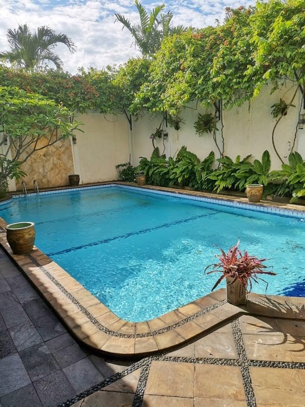 Rumah Hook Asri Dan Nyaman di Cipete, Jakarta Selatan 