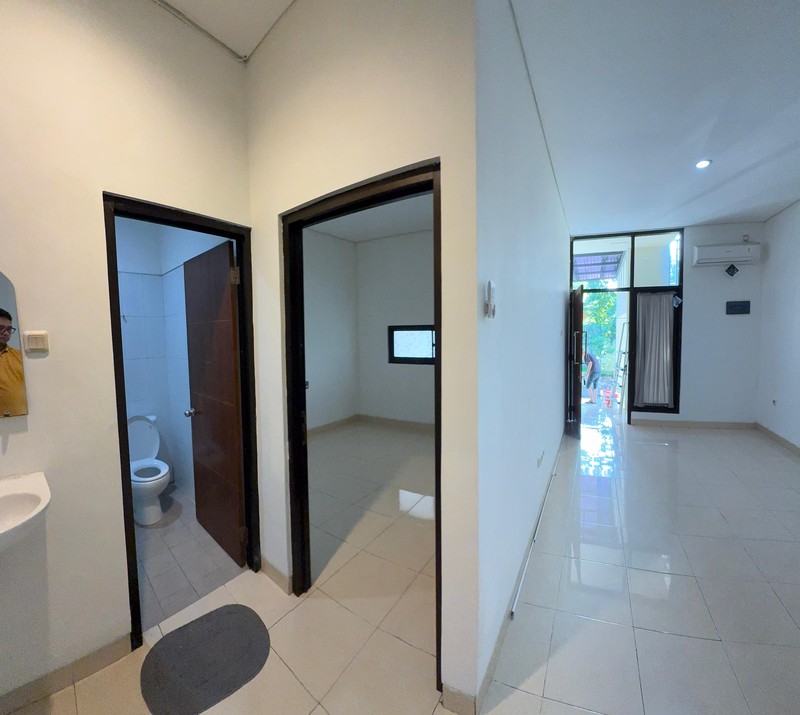 Hunian Minimalis dalam Komplek One Gate System Dekat Akses Tol Limo