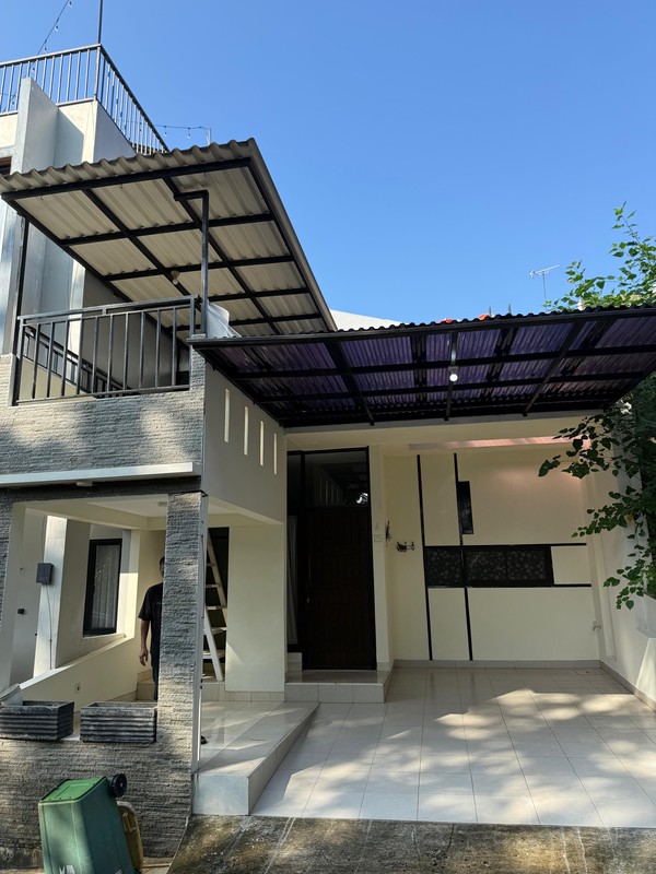 Hunian Minimalis dalam Komplek One Gate System Dekat Akses Tol Limo