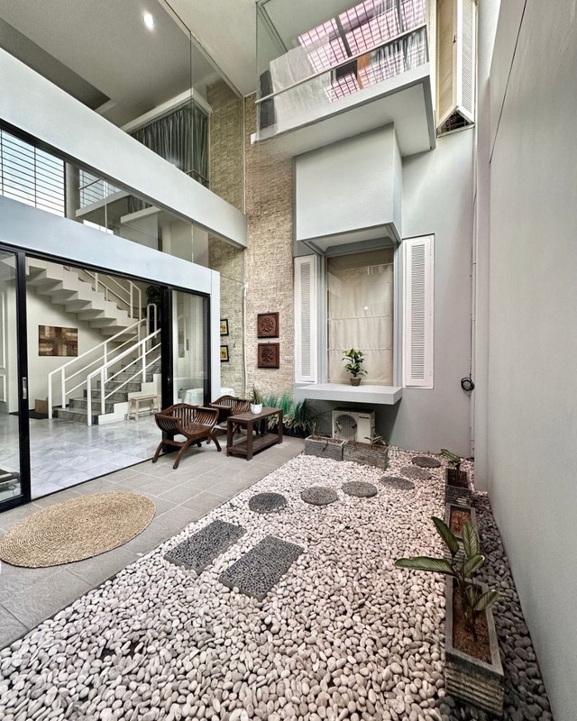 Rumah MInimalis di Pondok Pinang dekat dengan Pondok Indah Mall