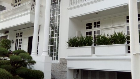 Rumah Bagus Di Pondok Indah, Jakarta Selatan 