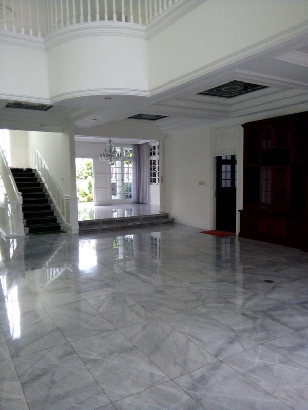 Rumah Bagus Di Pondok Indah, Jakarta Selatan 