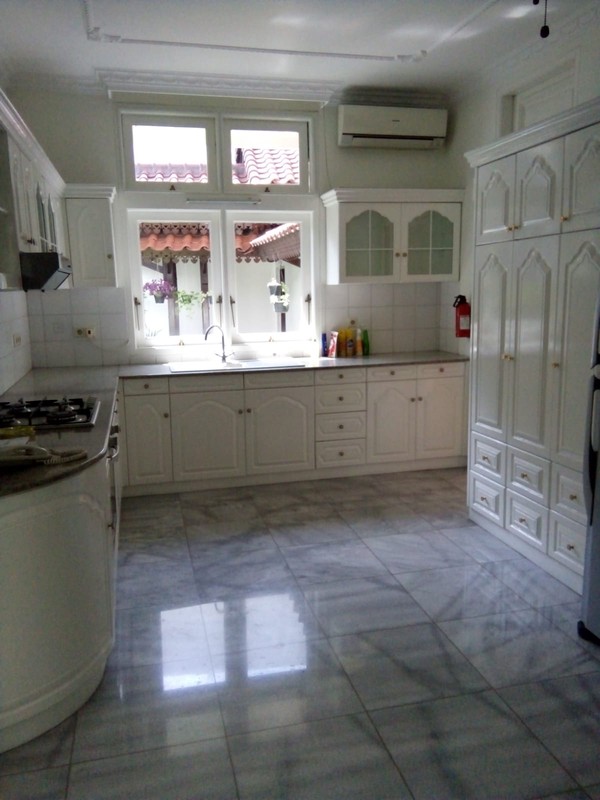 Rumah Bagus Di Pondok Indah, Jakarta Selatan 