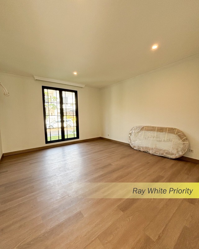 BRAND NEW AMERICAN CLASSIC IN DESIGN AT BINTARO JAYA SEKTOR 9, TANGERANG SELATAN 