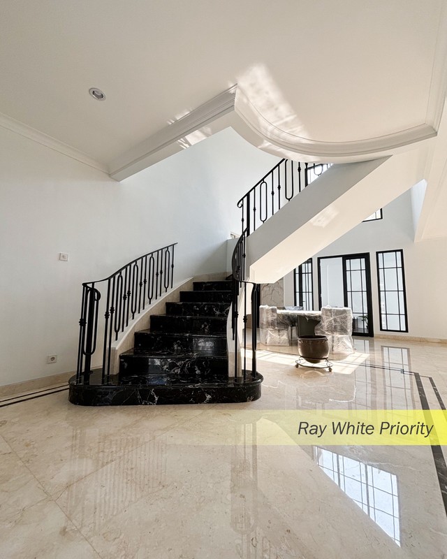 BRAND NEW AMERICAN CLASSIC IN DESIGN AT BINTARO JAYA SEKTOR 9, TANGERANG SELATAN 