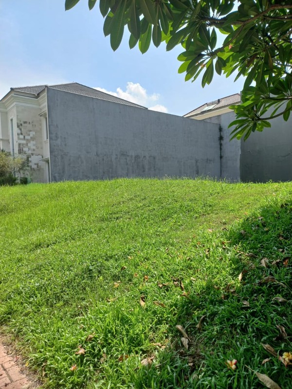 Kavling Exclusive Di Cluster The Crown Sumarecon Serpong Dekat Mall Sumarecon Serpong 