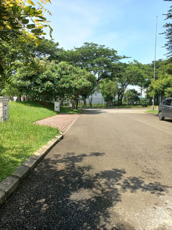 Kavling Exclusive Di Cluster The Crown Sumarecon Serpong Dekat Mall Sumarecon Serpong 