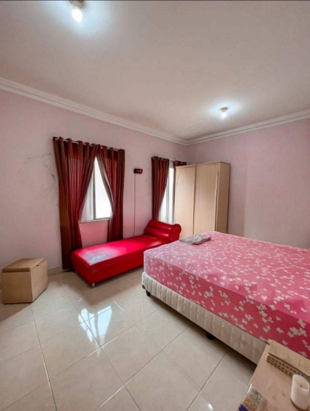 Rumah 2Lantai di Komplek Perumahan Permata Mediterania Jakarta Selatan