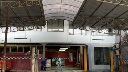 Gudang - Bengkel Lokasi Strategis di  Bintaro, Jakarta Selatan