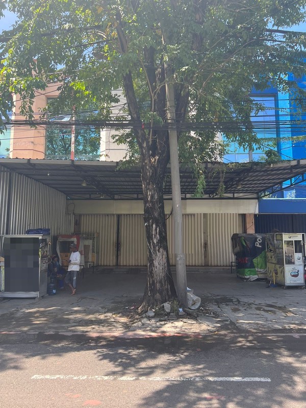 Ruko Dijual Raya Dukuh Kupang Surabaya Selatan 2 Ruko Jadi 1
