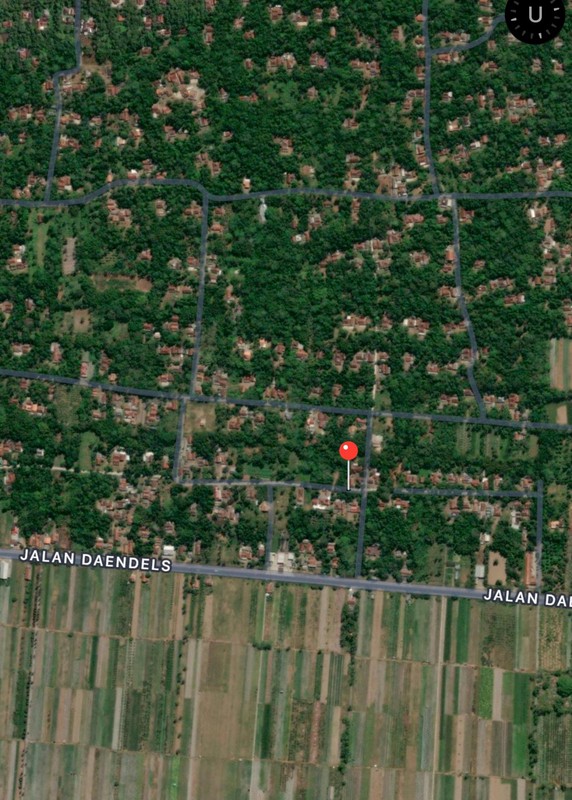 Dijual Tanah Pekarangan Strategis di Dekat Jalan Daendles 
