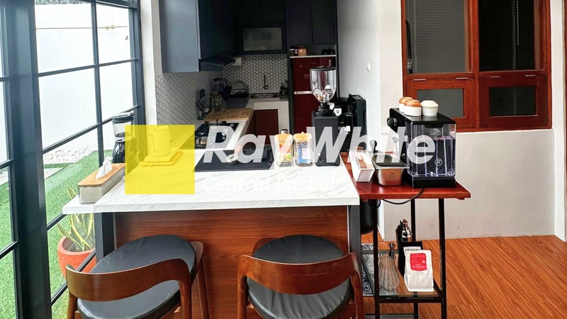 Rumah di Perumahan Matahari Margawangi Buah Batu