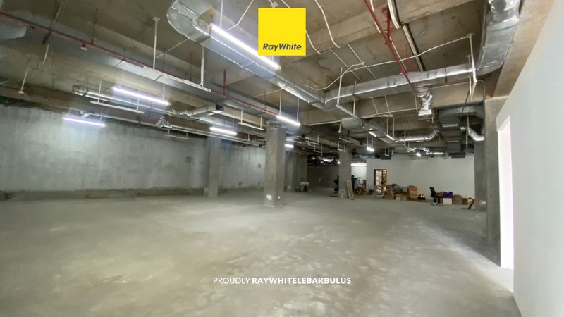 Disewakan Commercial Space di Area Premium Kemang Raya, Jakarta Selatan. Cocok untuk Restaurant / Retail Store