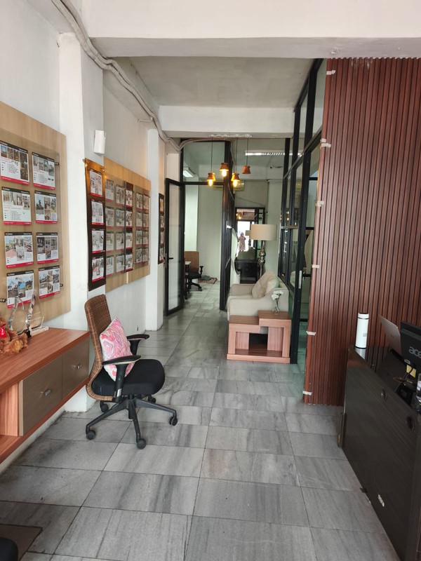 Disewa Ruko Lokasi Strategis Di Jl. Radio Dalam Raya, Gandaria Utara, Jakarta Selatan