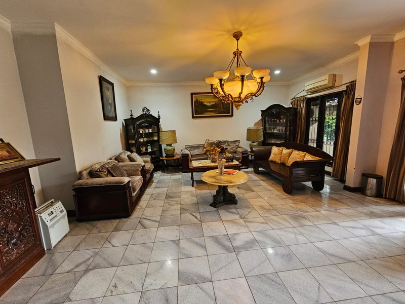 DIJUAL CEPAT BaLi  View Rumah Dalam Komplek 1 Gerbang masuk Keamanan 24 jam  