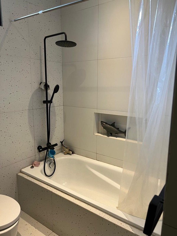 Dijual Rumah Dengan Lahan Yang Luas di Menjangan Ciputat 