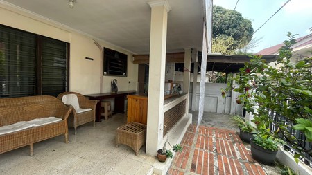 ijual Rumah Dua Lantai di Kebayoran Baru - Bisa untuk Hunian atau kost2an