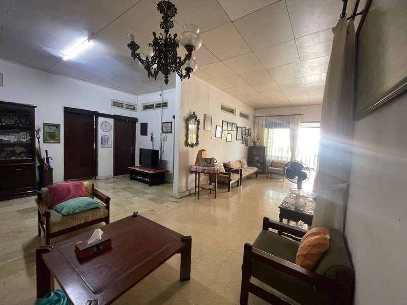 ijual Rumah Dua Lantai di Kebayoran Baru - Bisa untuk Hunian atau kost2an