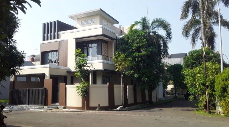 Rumah Di Anggrek Loka BSD Tangerang Selatan 