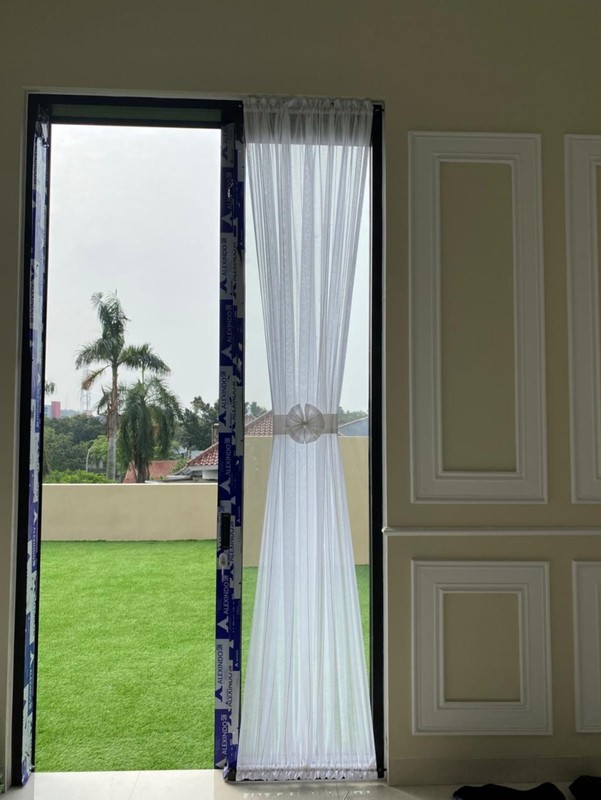 Rumah Di Anggrek Loka BSD Tangerang Selatan 