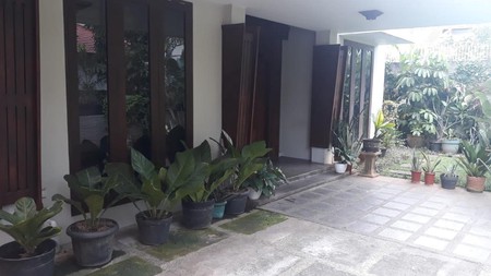 Dijual Rumah Bagus Siap Huni Dua Lantai di Bintaro Sektor 7