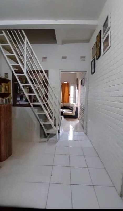 Dijual Cepat Rumah Asri Taman Tiga Putri - Cinere