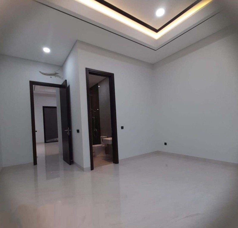 Dijual Rumah Newton Hill Citraland Surabaya - Mewah dan Baru Gress