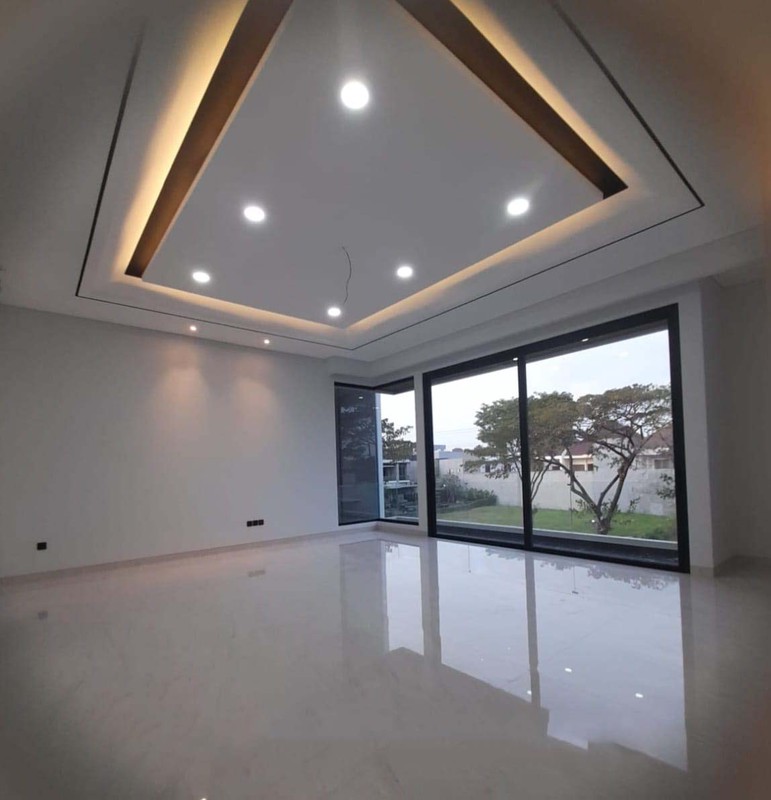 Dijual Rumah Newton Hill Citraland Surabaya - Mewah dan Baru Gress