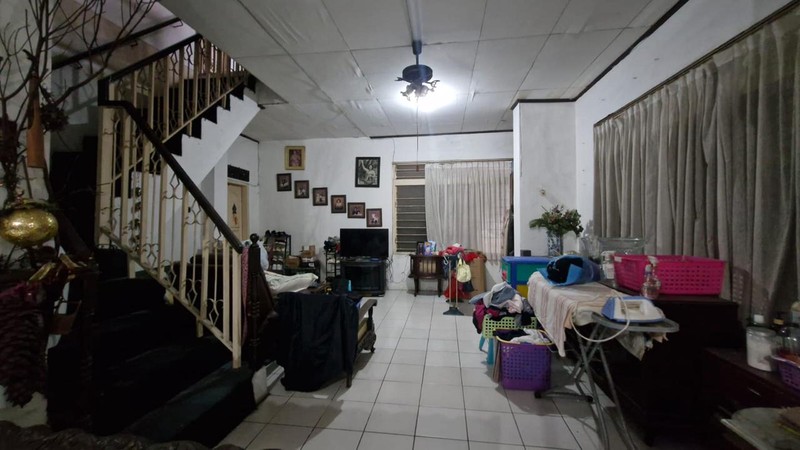 Dijual Rumah Lama Hitung Tanah Lokasi Strategis Di Jl. Laksana, Kebayoran Baru, Jakarta Selatan