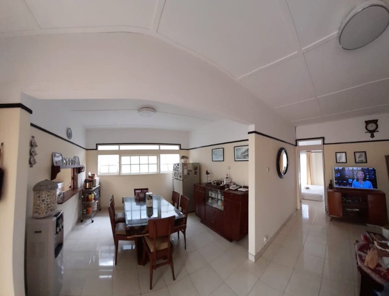 DIJUAL RUMAH KONDISI BAGUS SANGAT STRATEGIS DI CILANDAK.