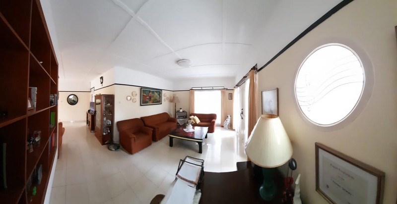 DIJUAL RUMAH KONDISI BAGUS SANGAT STRATEGIS DI CILANDAK.