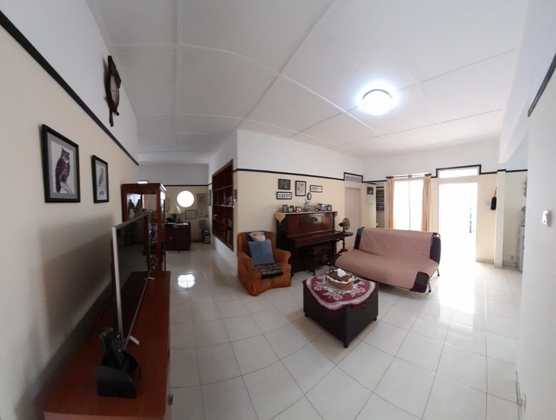 DIJUAL RUMAH KONDISI BAGUS SANGAT STRATEGIS DI CILANDAK.