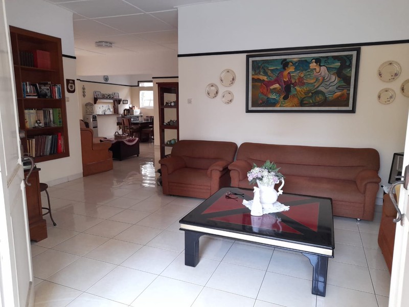 DIJUAL RUMAH KONDISI BAGUS SANGAT STRATEGIS DI CILANDAK.